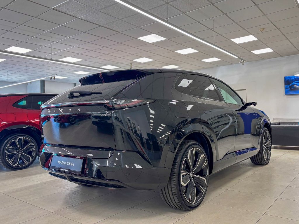 Mazda CX-6e