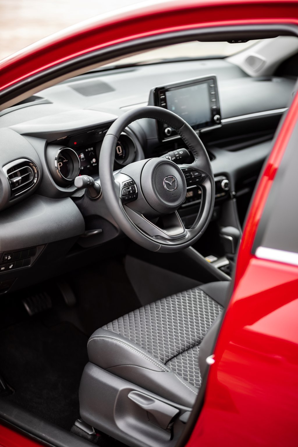 Mazda 2 Hybrid