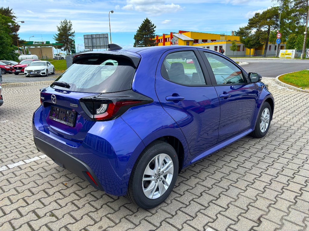 Mazda 2 Hybrid