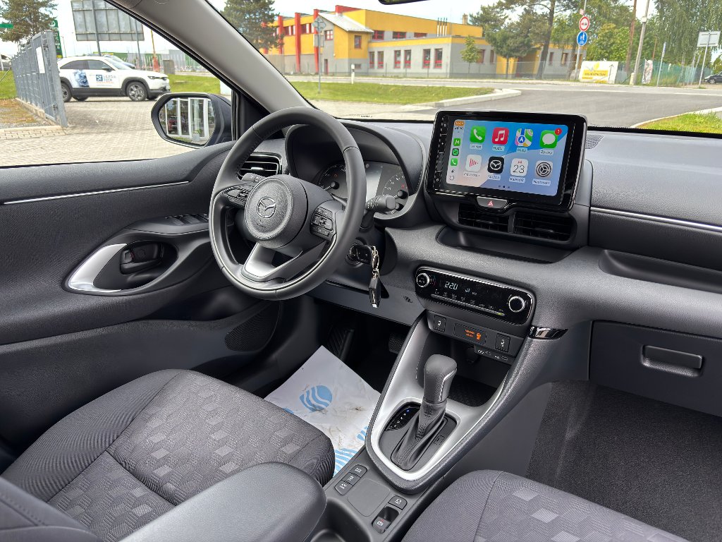 Mazda 2 Hybrid