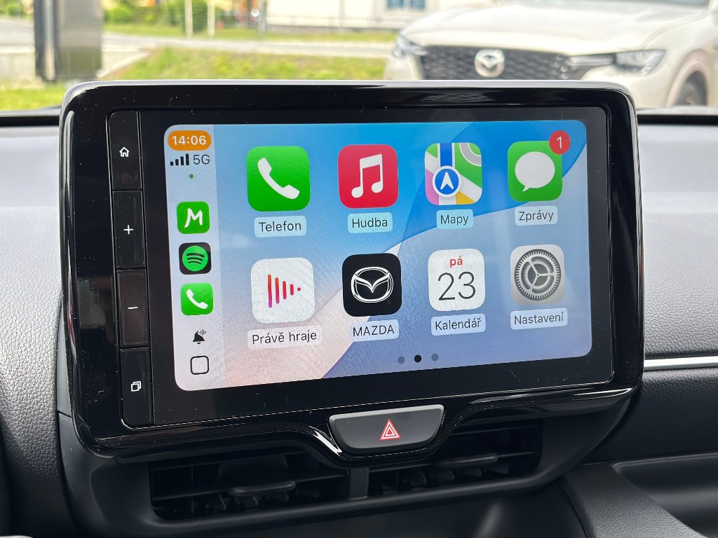 Mazda 2 Hybrid