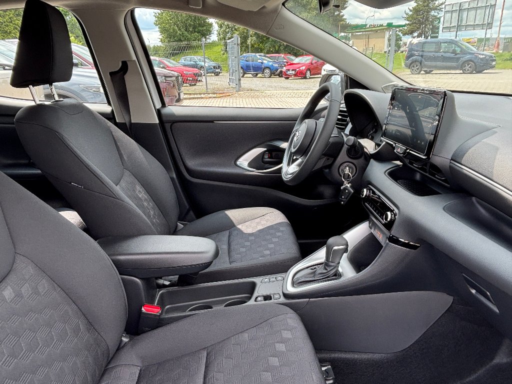Mazda 2 Hybrid