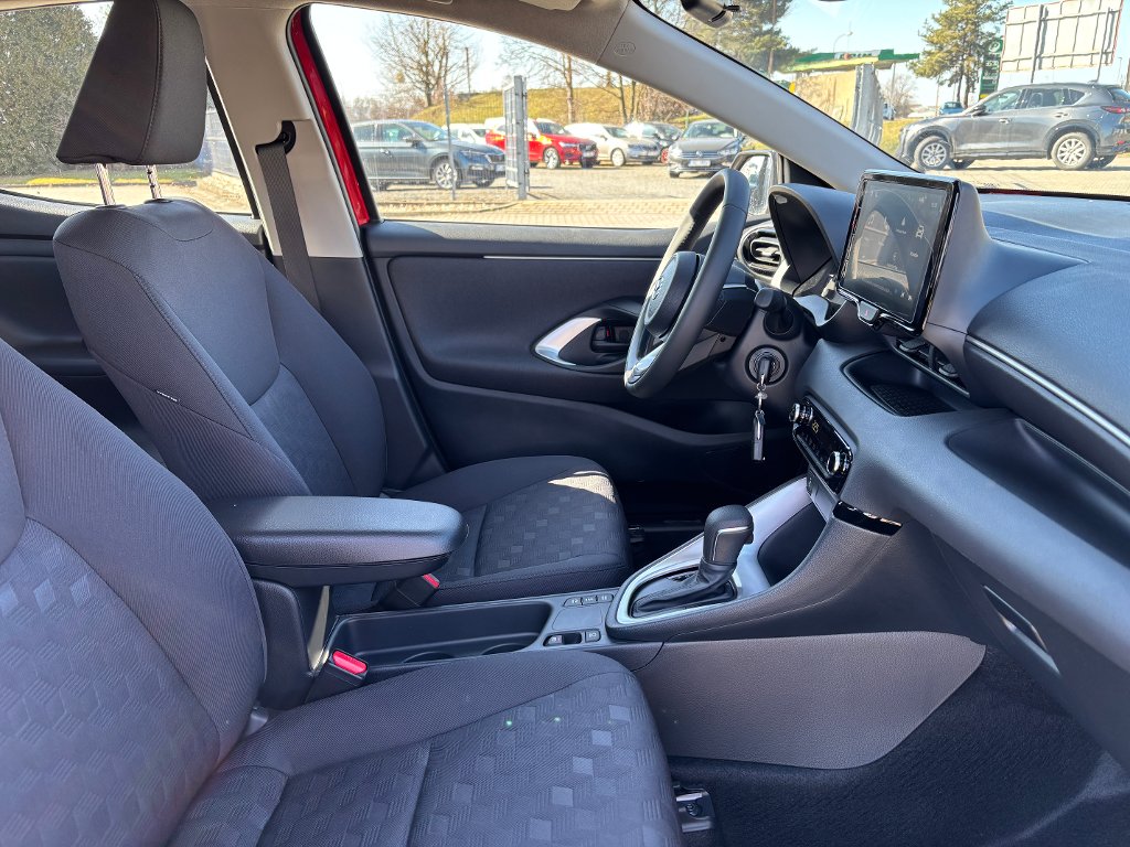 Mazda 2 Hybrid