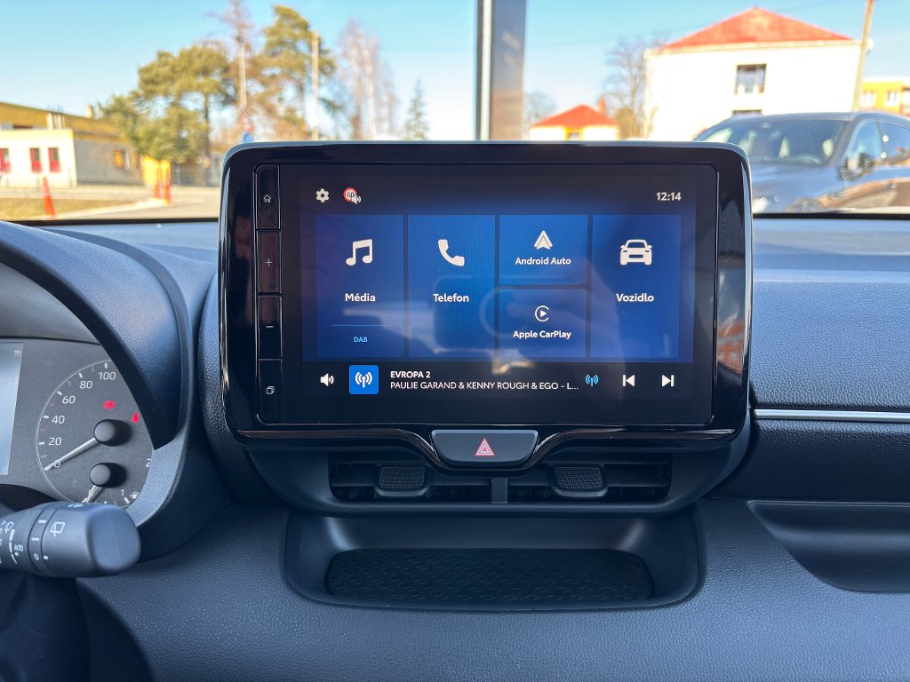 Mazda 2 Hybrid