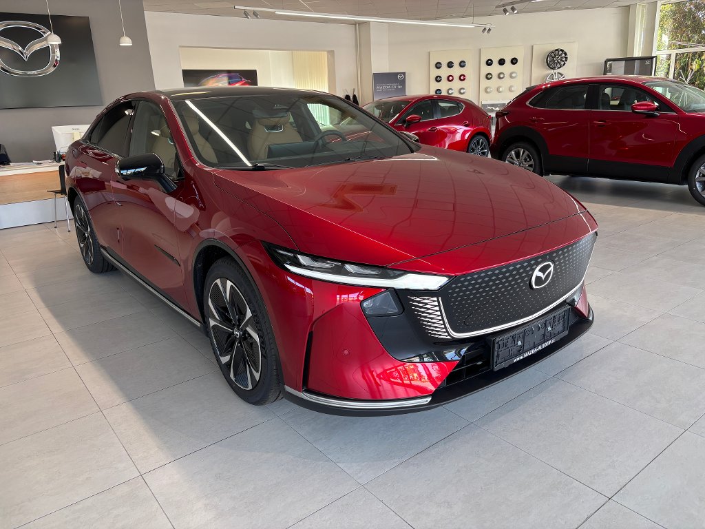 Mazda 6e