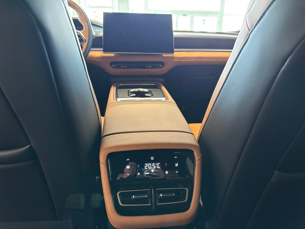 Mazda 6e
