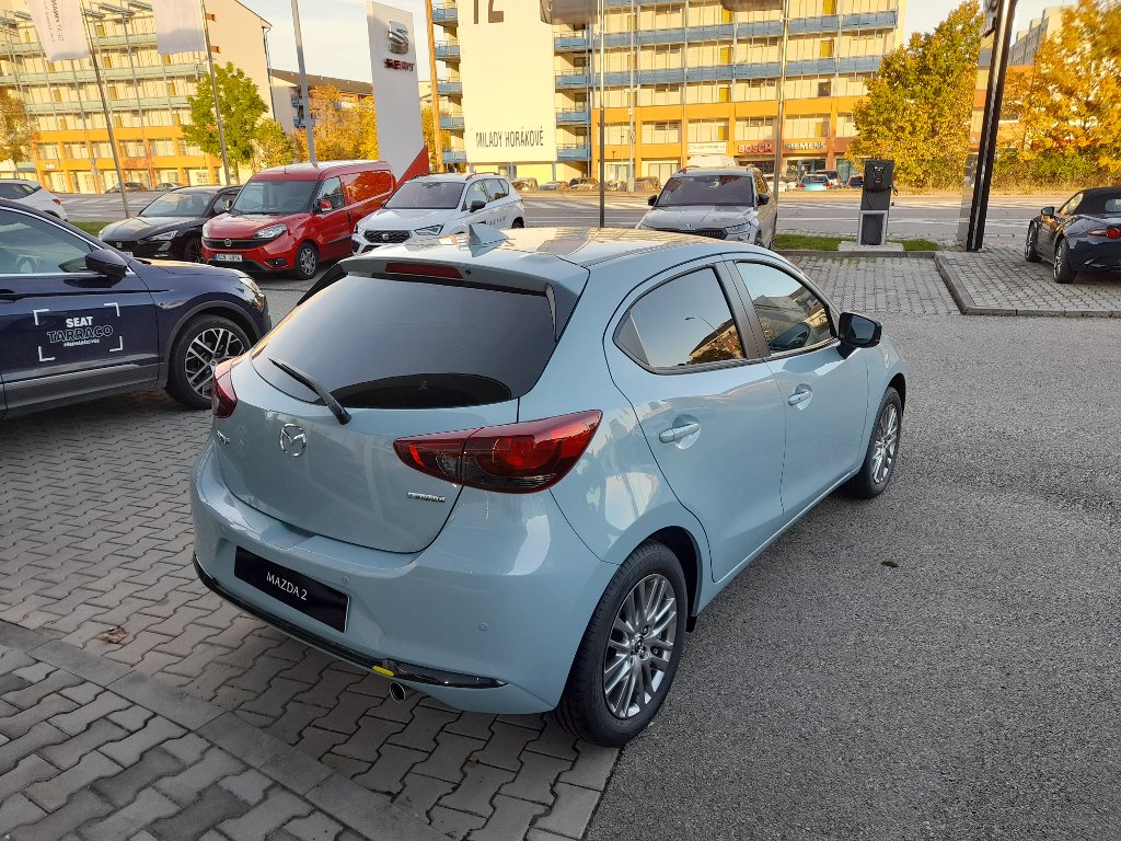 Mazda 2