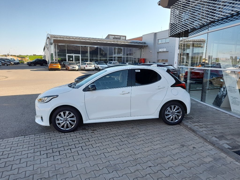 Mazda 2 Hybrid