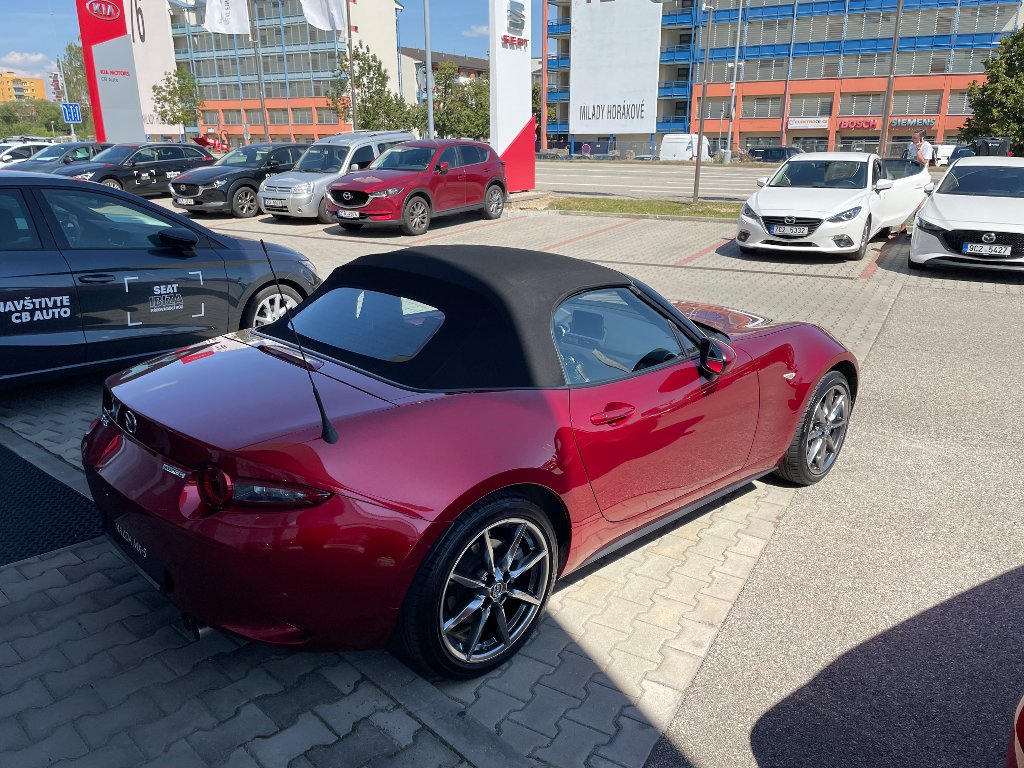 Mazda MX-5