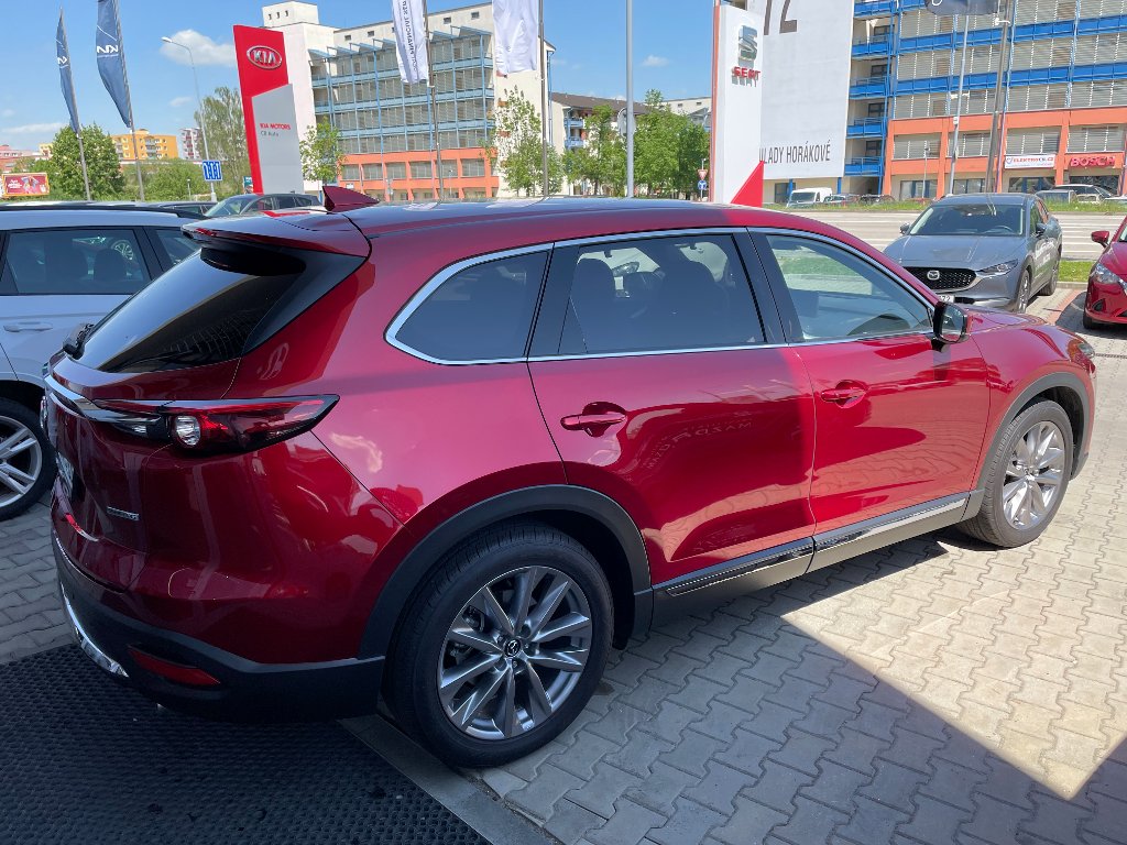 Mazda CX-9