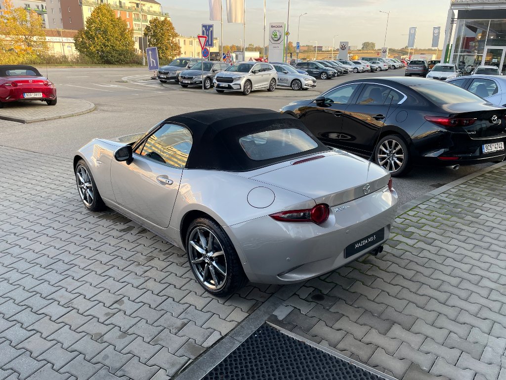 Mazda MX-5