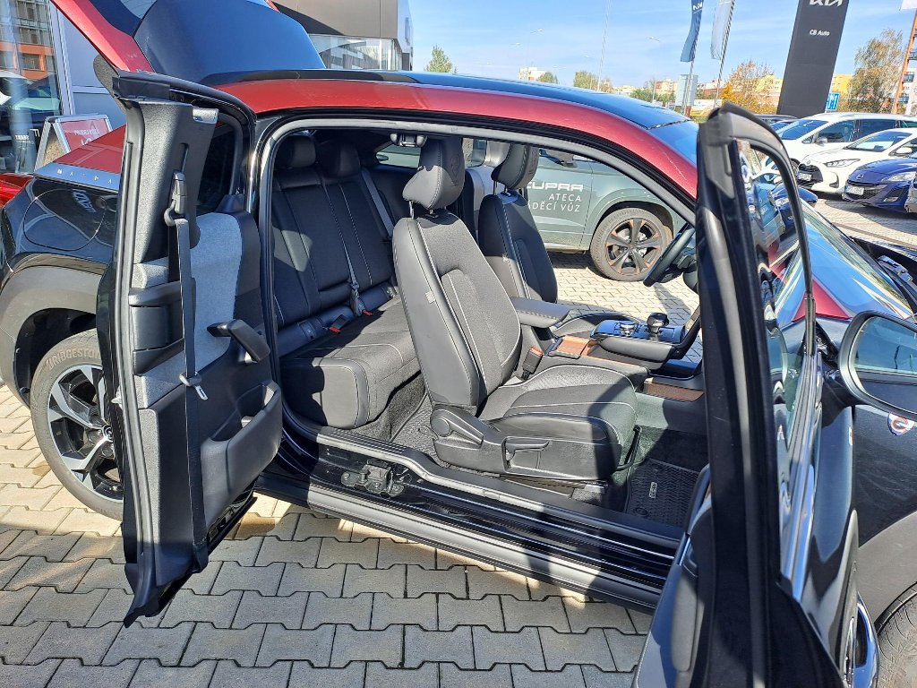 Mazda MX-30