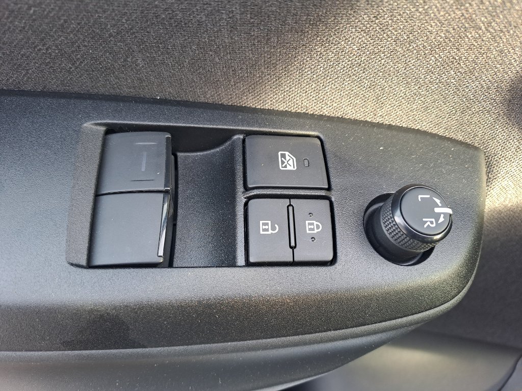 Mazda 2 Hybrid