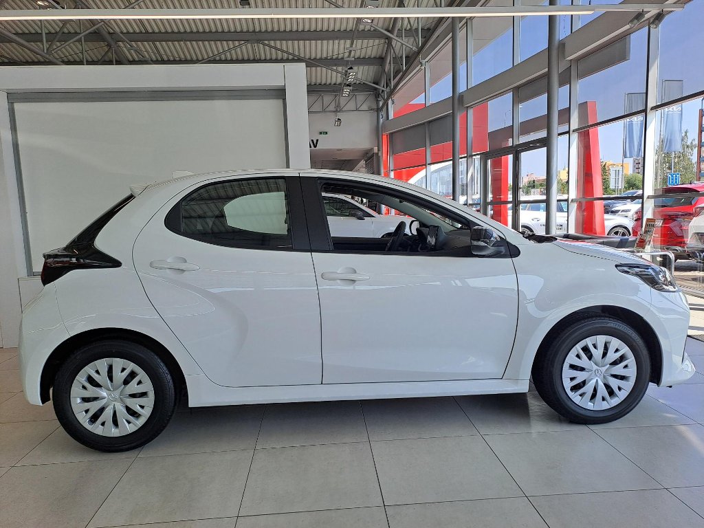Mazda 2 Hybrid