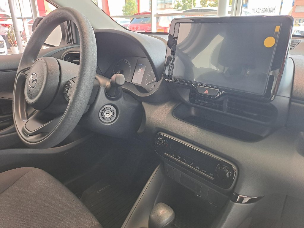 Mazda 2 Hybrid
