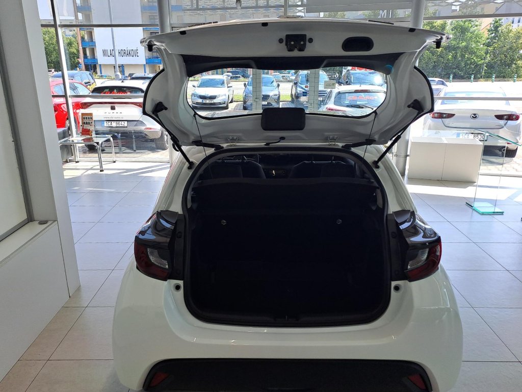 Mazda 2 Hybrid