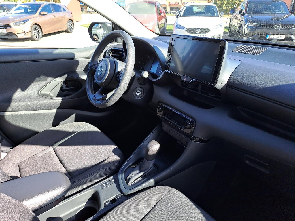 Mazda 2 Hybrid