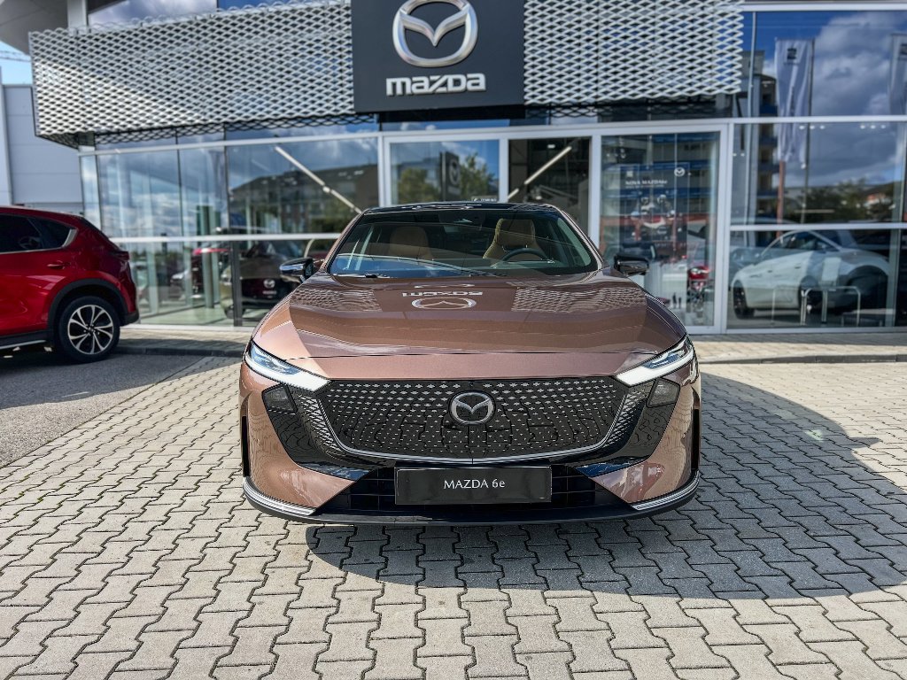 Mazda 6e