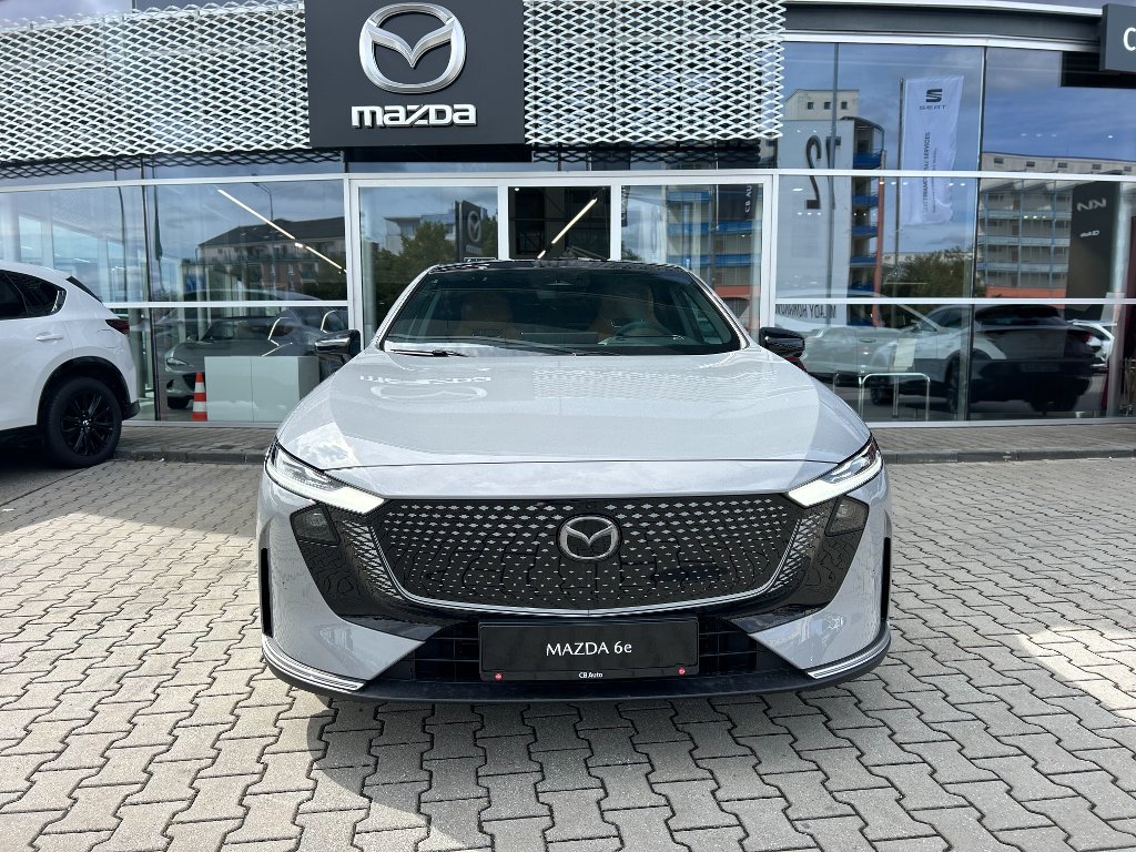 Mazda 6e
