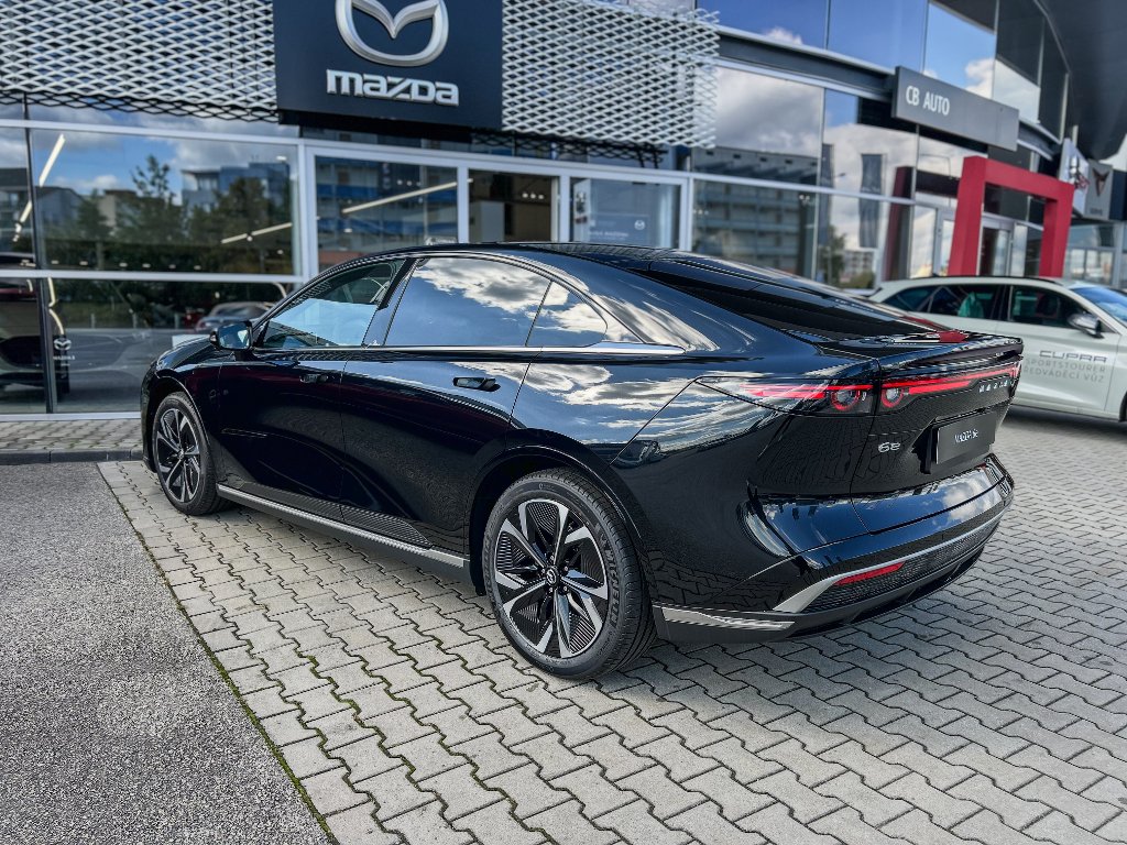 Mazda 6e