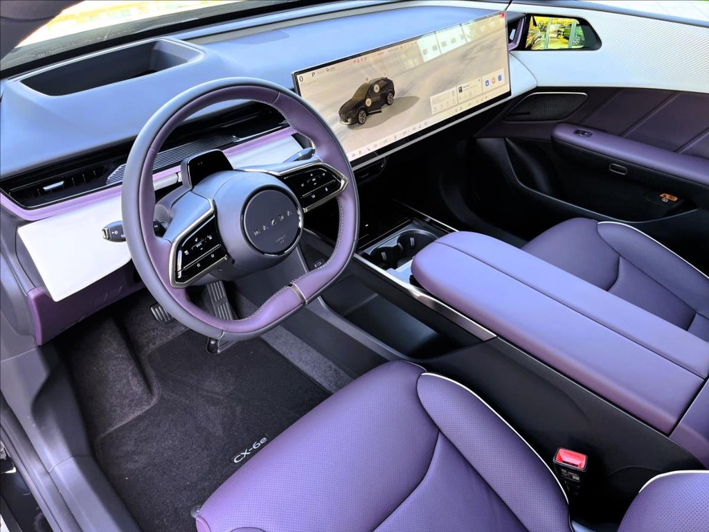 Mazda CX-6e