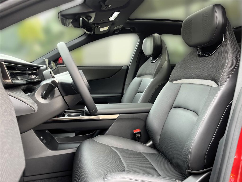 Mazda CX-6e