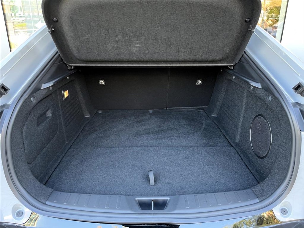 Mazda 6e