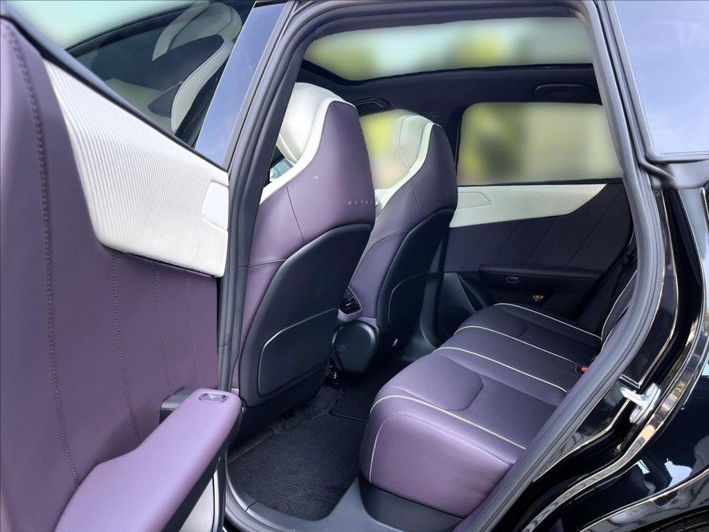 Mazda CX-6e