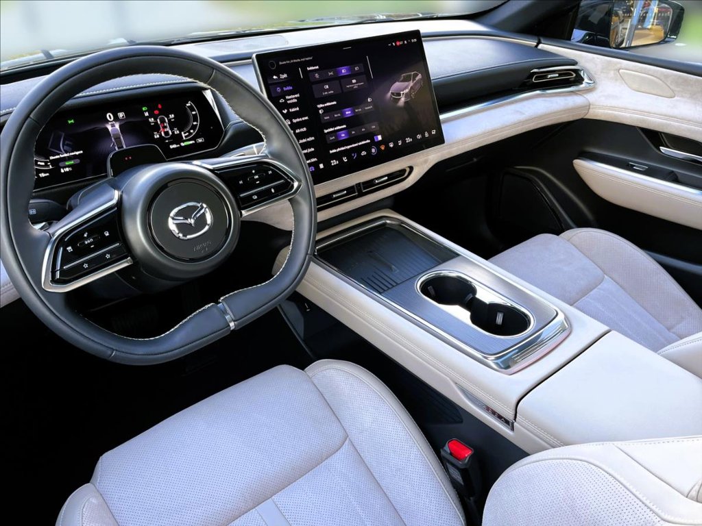 Mazda 6e
