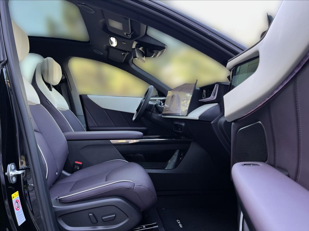 Mazda CX-6e