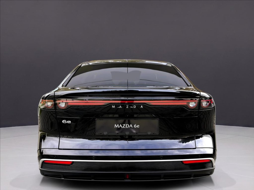 Mazda 6e