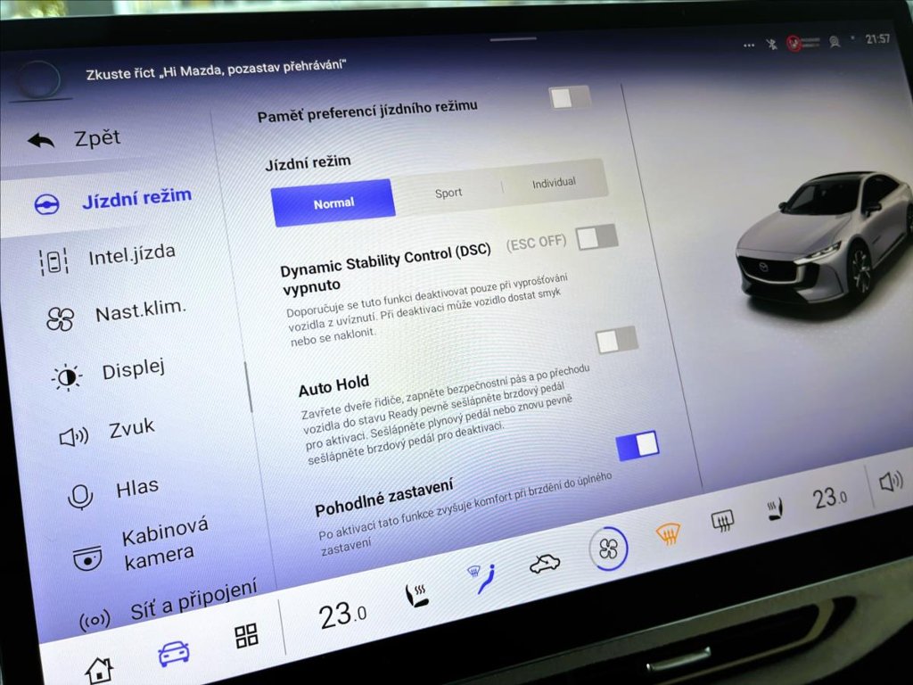 Mazda 6e