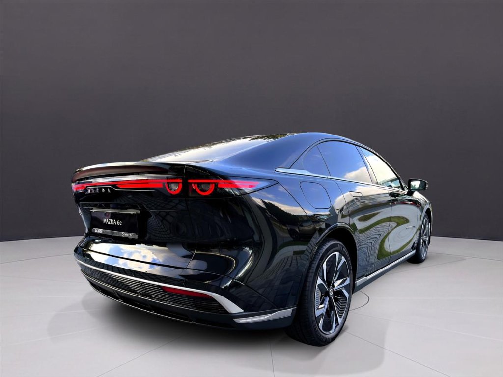 Mazda 6e