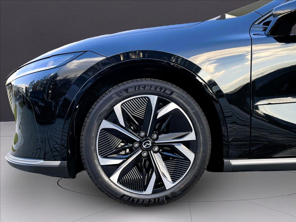 Mazda 6e