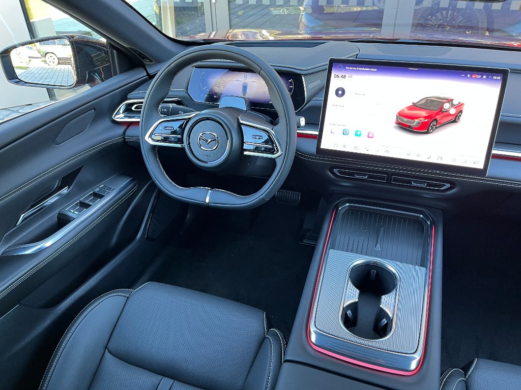 Mazda 6e