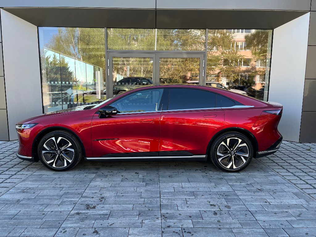 Mazda 6e