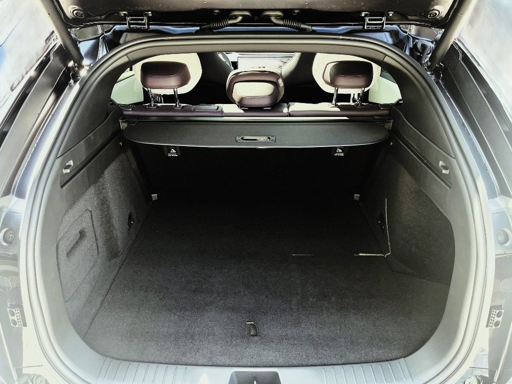 Mazda CX-6e