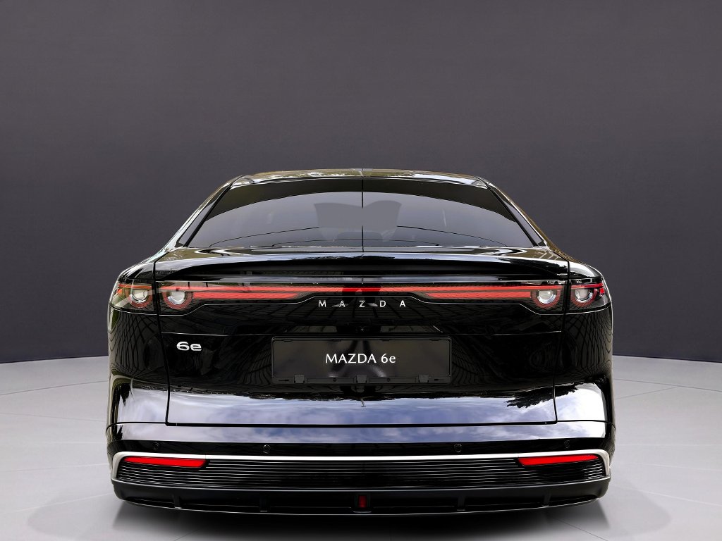 Mazda 6e