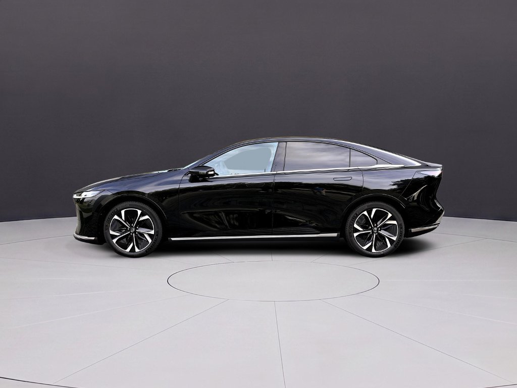 Mazda 6e