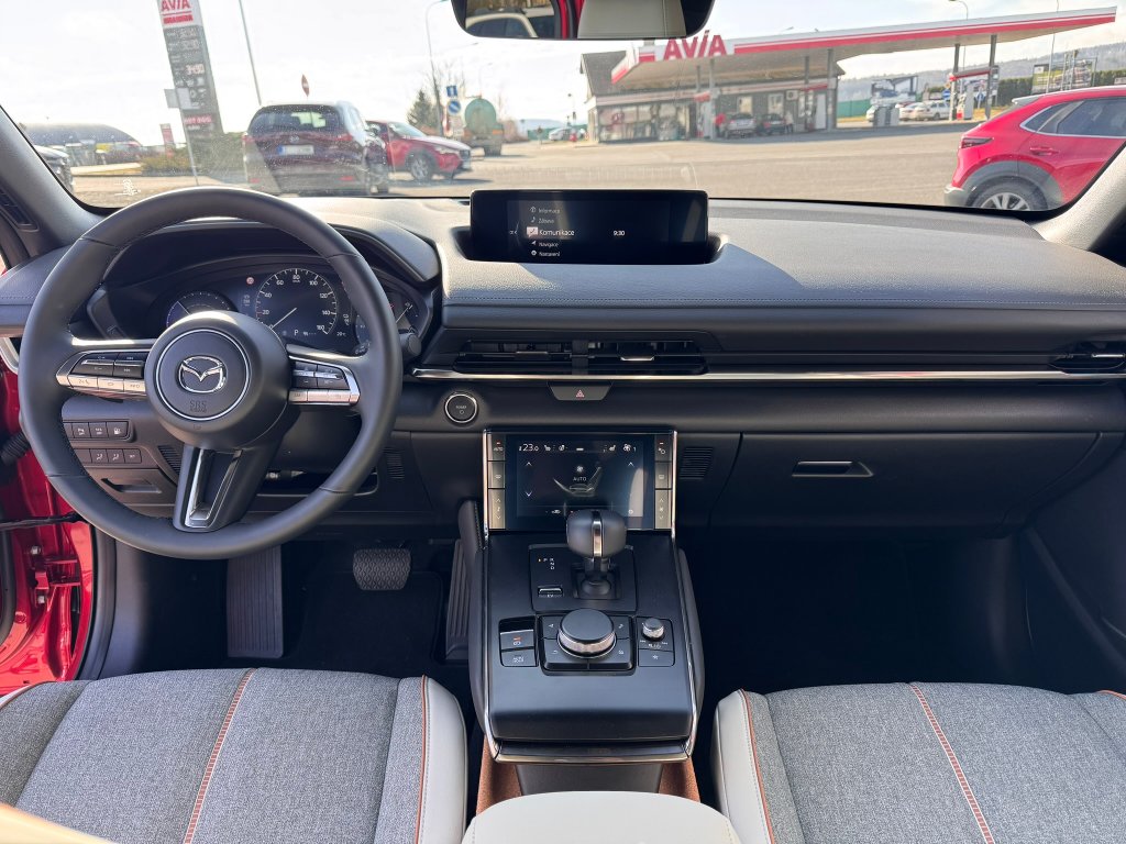 Mazda MX-30 R-EV