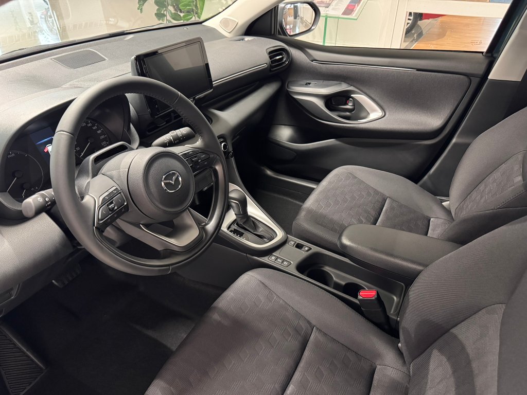 Mazda 2 Hybrid