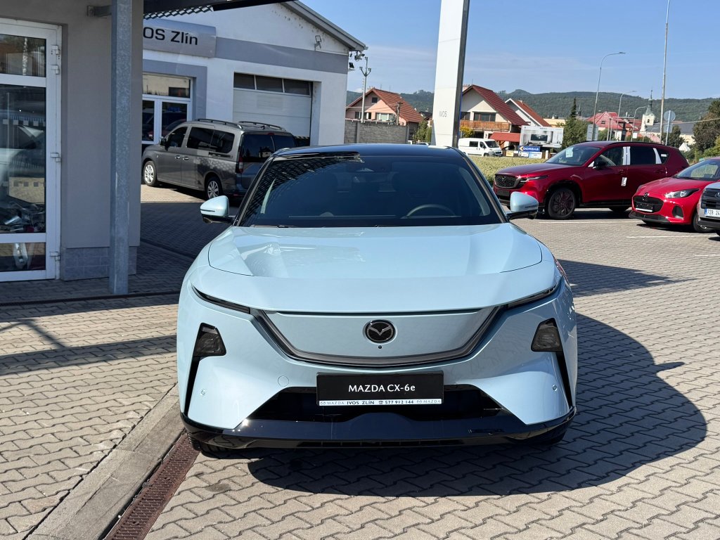 Mazda CX-6e
