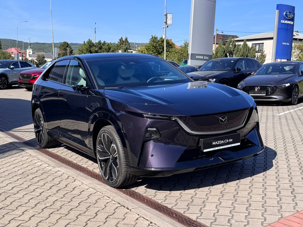 Mazda CX-6e