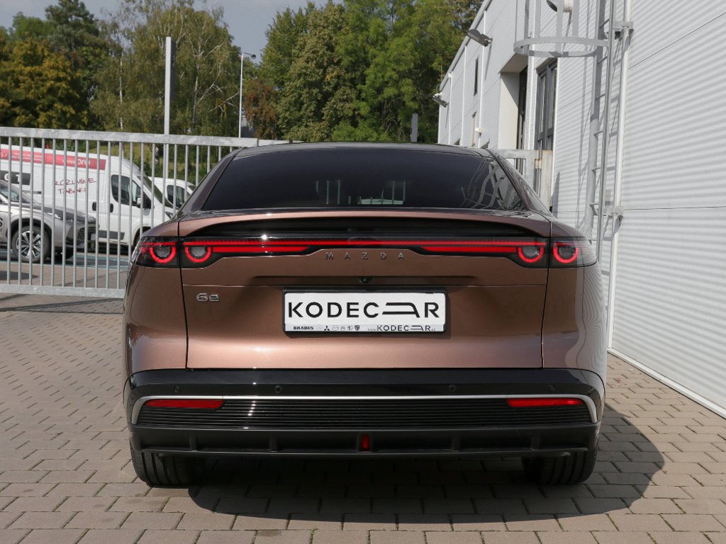 Mazda 6e