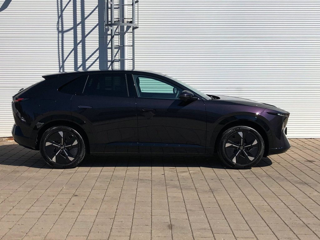 Mazda CX-6e
