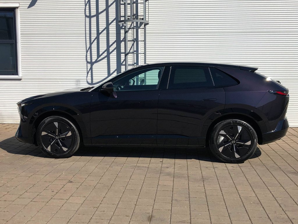 Mazda CX-6e