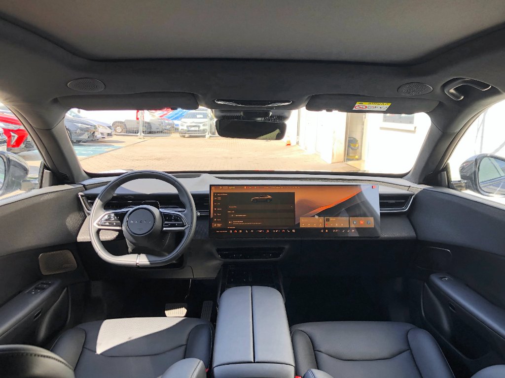 Mazda CX-6e