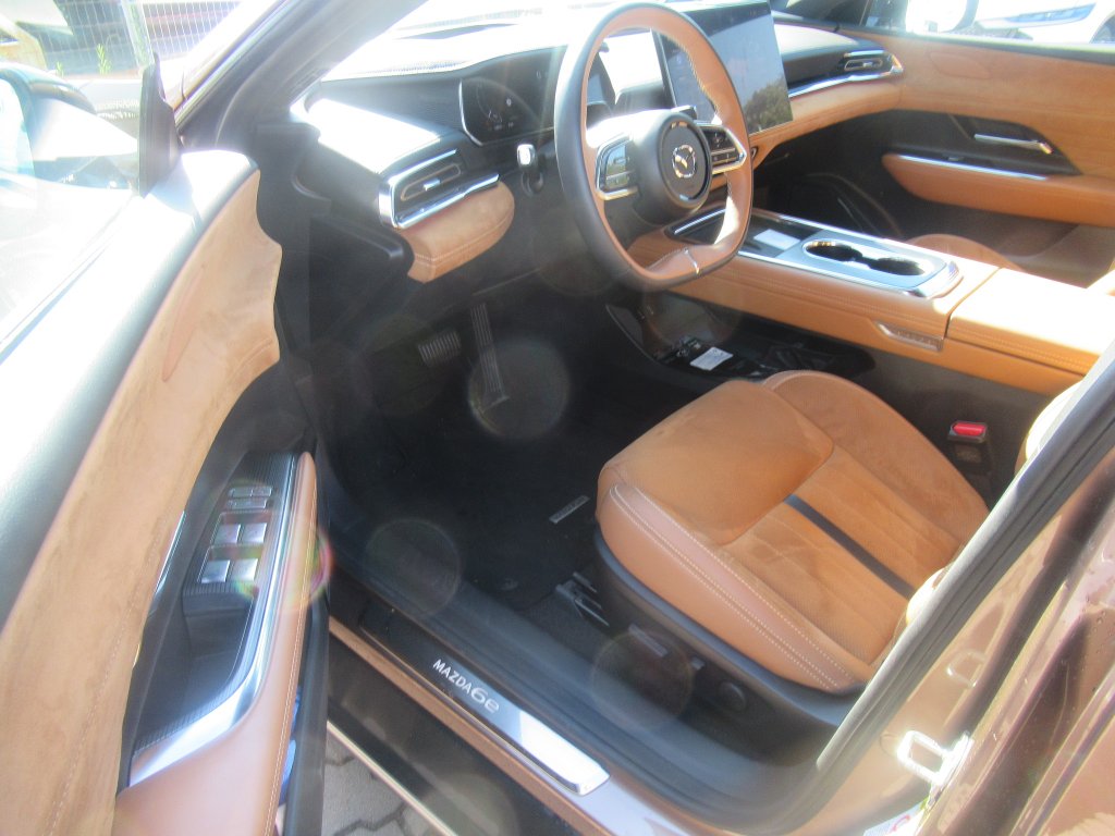 Mazda 6e