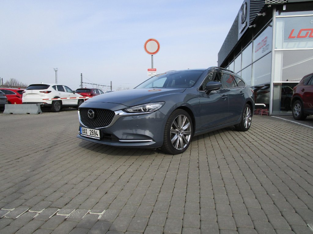 Mazda 6
