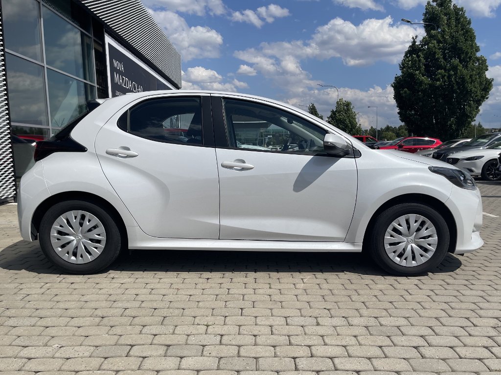 Mazda 2 Hybrid